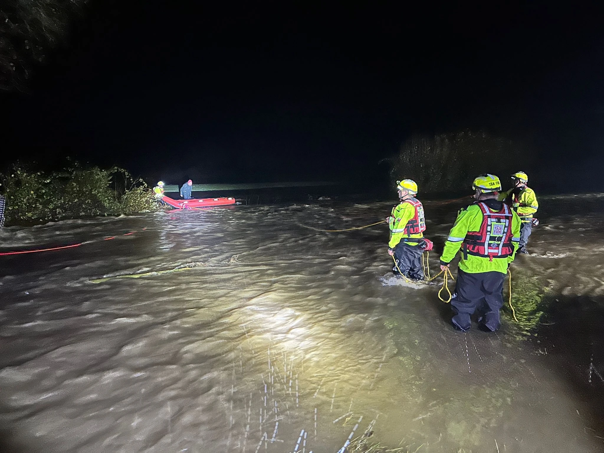 Henllan Flooding Rescue 02