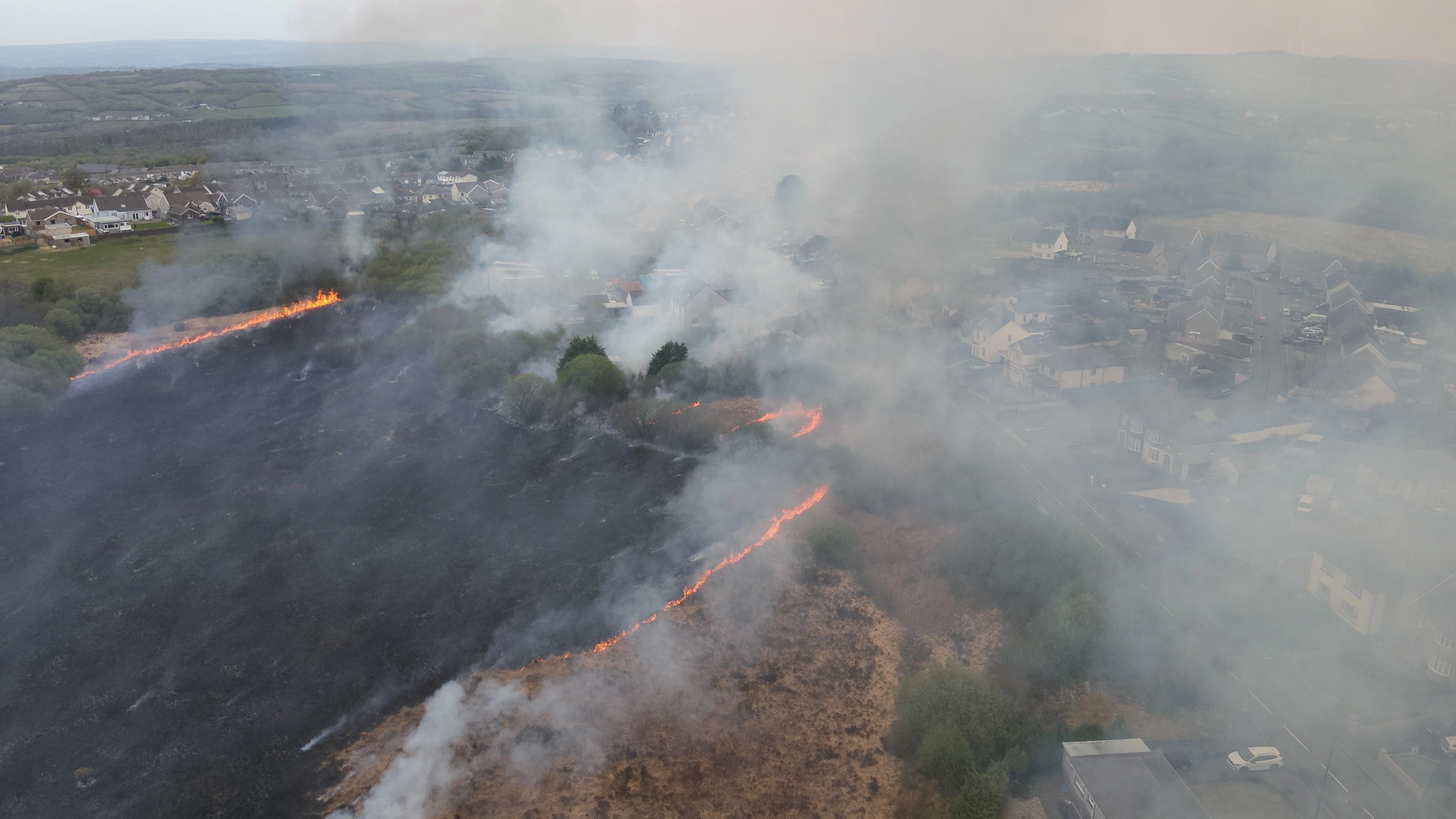 Llannon Road Grass Fire 02 Crop