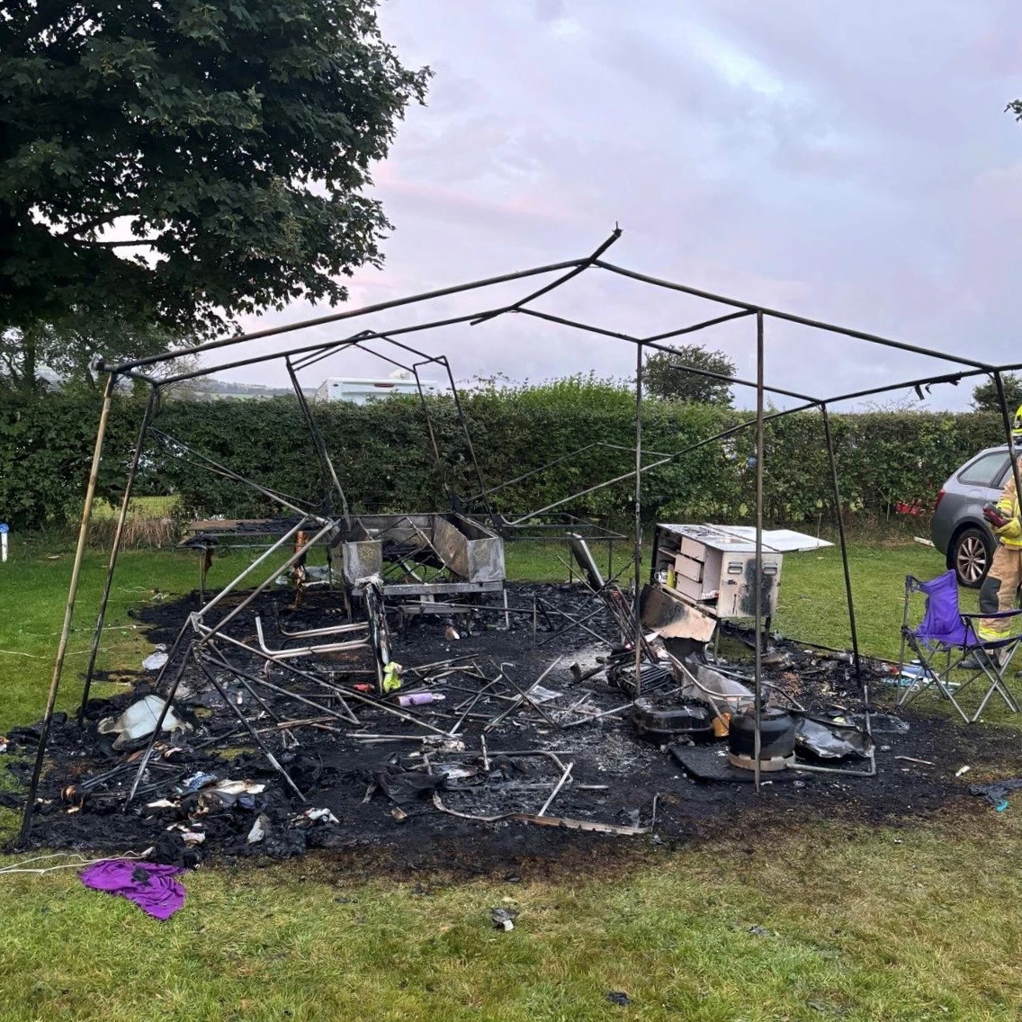 Trailer Tent 02