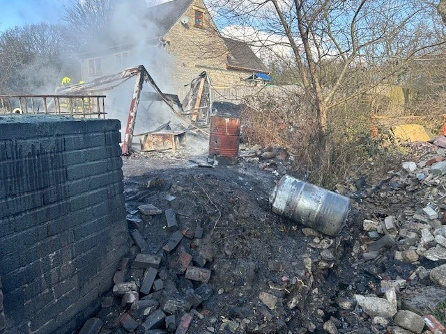 Grovesend Fire 03
